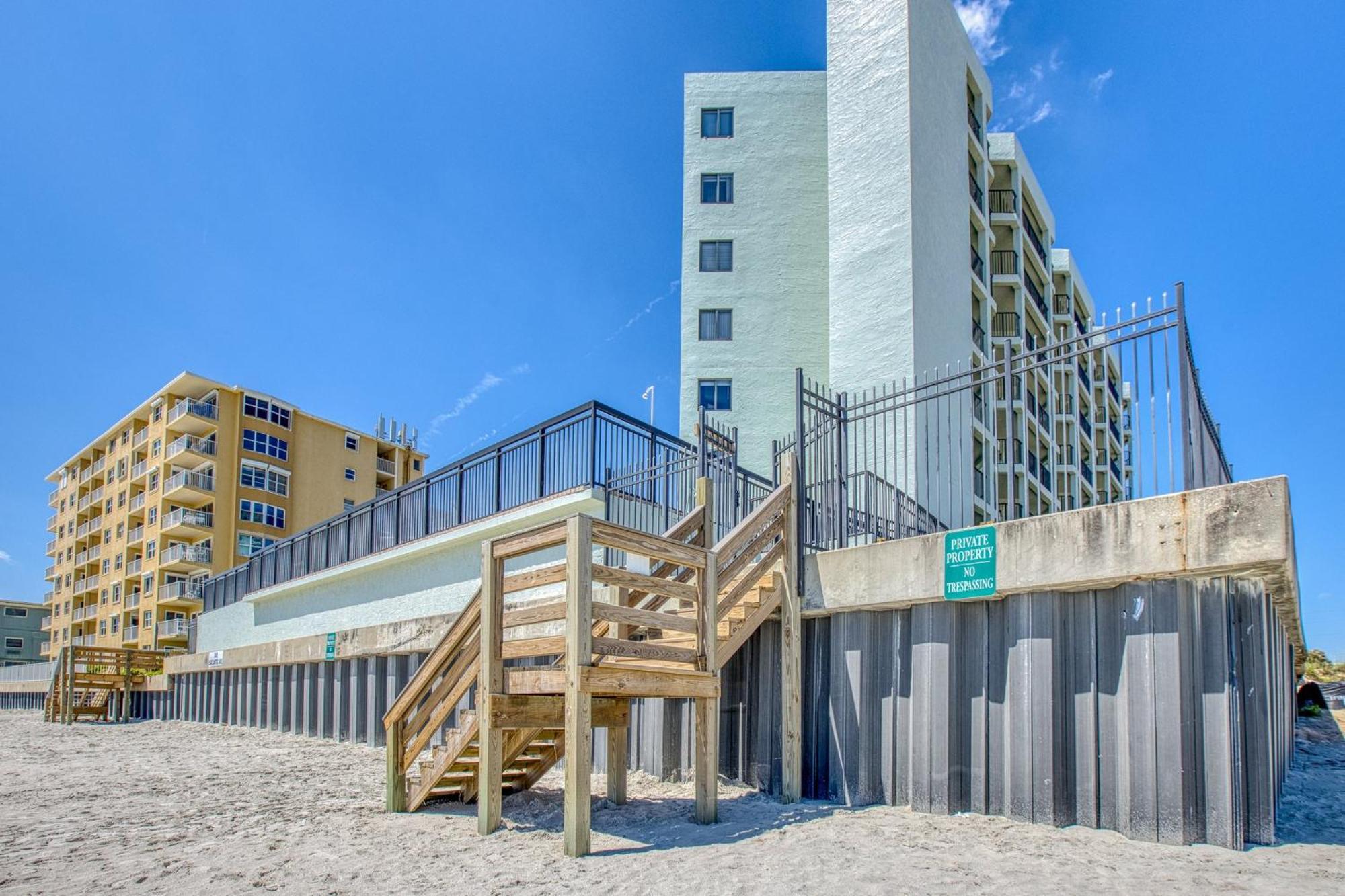 Ocean View With A Beachfront Pool At Ocean Trillium Condo ~ 403 New Smyrna Beach Eksteriør bilde